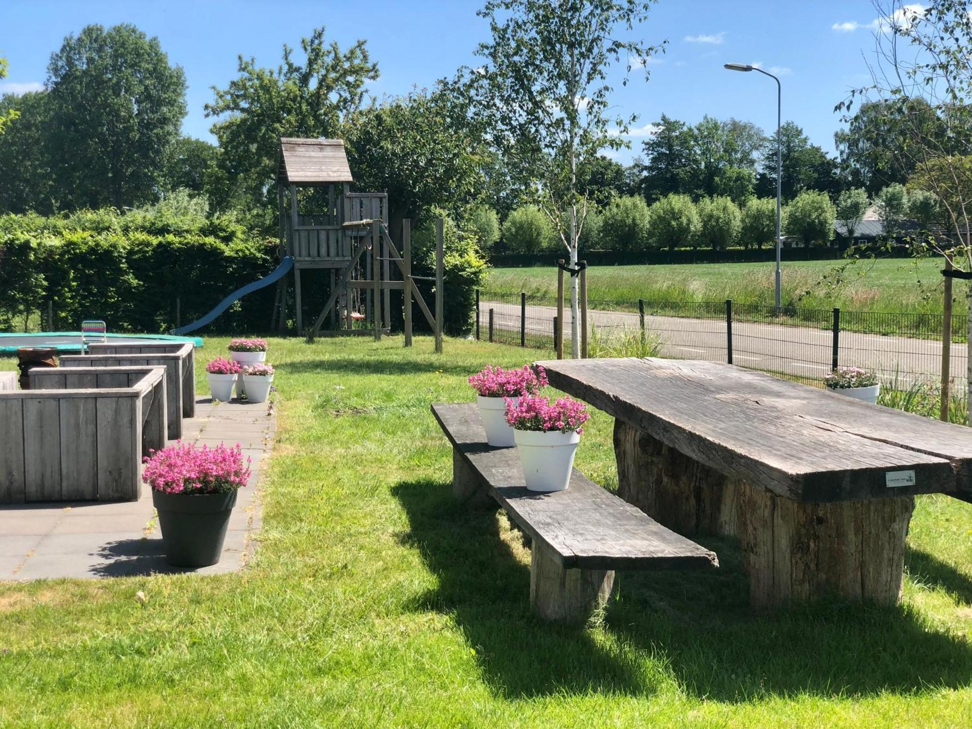 De Slaapfabriek Vakantiehuis En Trainingslocatie Teuge Εξωτερικό φωτογραφία